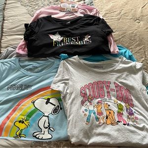 NEW! 6 New Women’s Short/Long Sleeved Tees Size XXL-Peanuts,Tom/Jerry, Scooby!